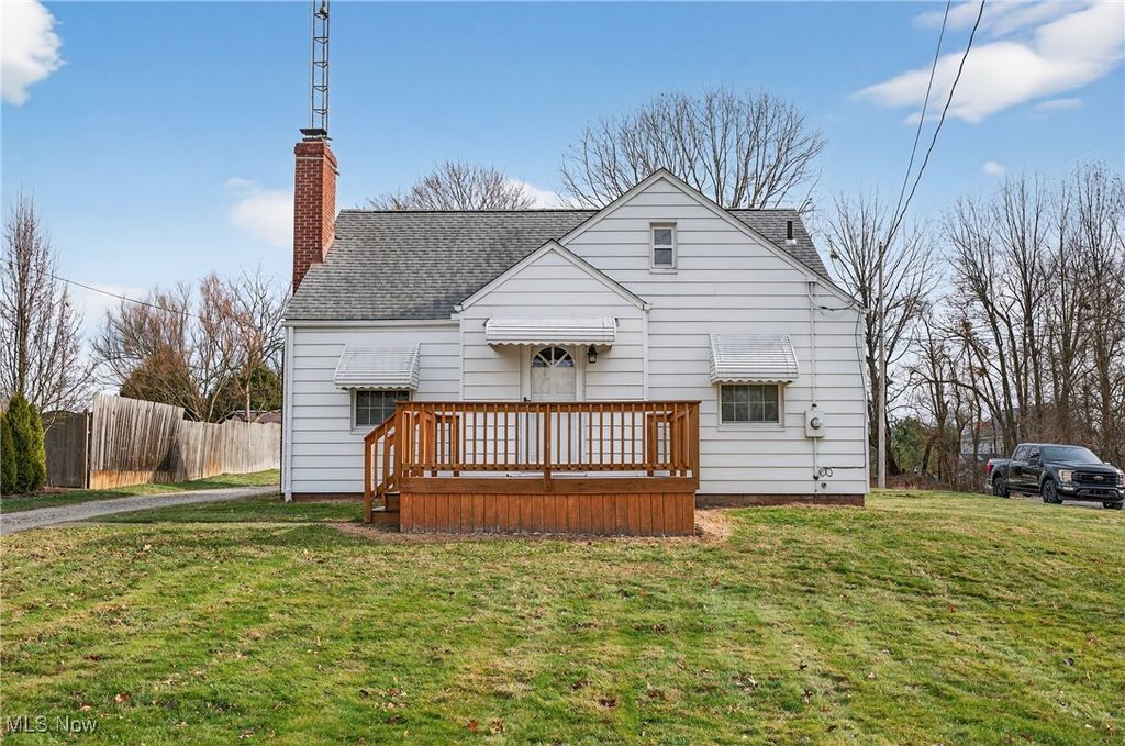 Photo of 6410 El Mar Drive NW, North Canton, OH 44720 (MLS # 5178278)