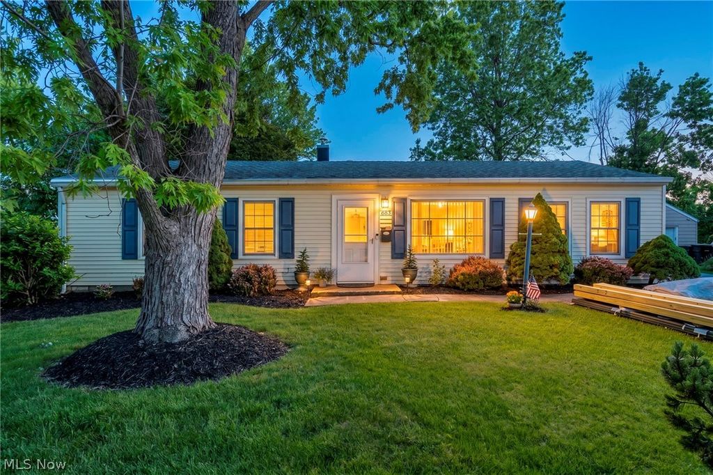 Photo of 683 Lucille Drive, Elyria, OH 44035 (MLS # 5214169)