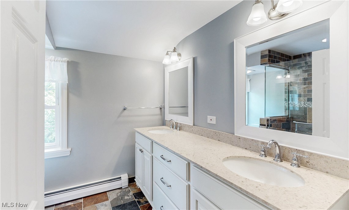 7700 Clarion Drive, Chagrin Falls, Ohio image 24