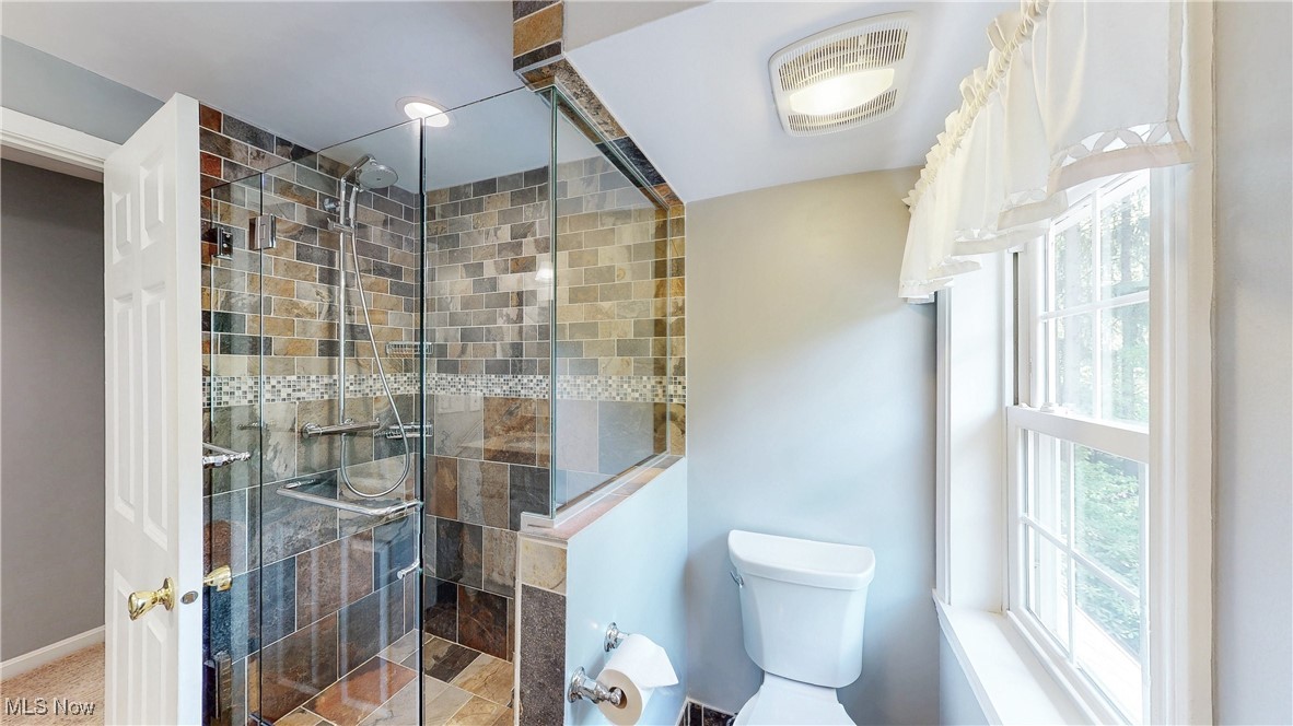7700 Clarion Drive, Chagrin Falls, Ohio image 25