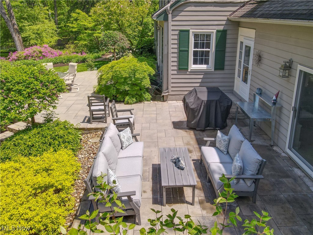 7700 Clarion Drive, Chagrin Falls, Ohio image 38