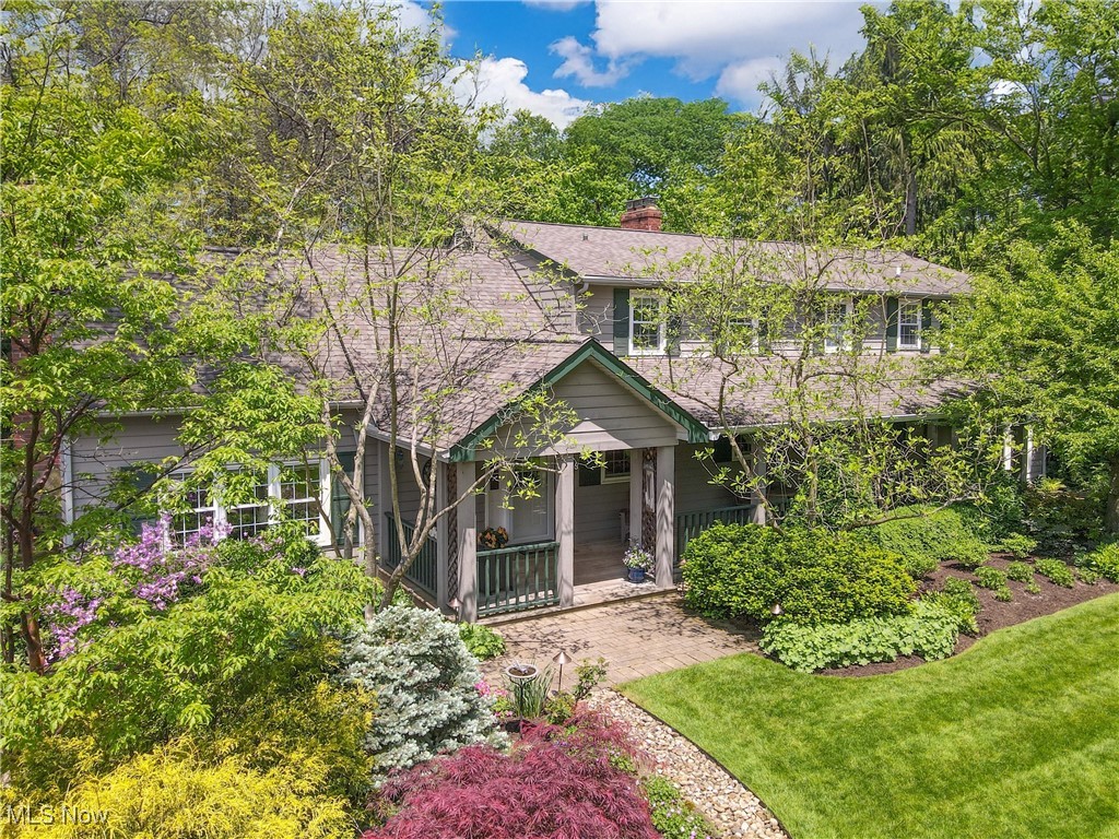 7700 Clarion Drive, Chagrin Falls, Ohio image 2