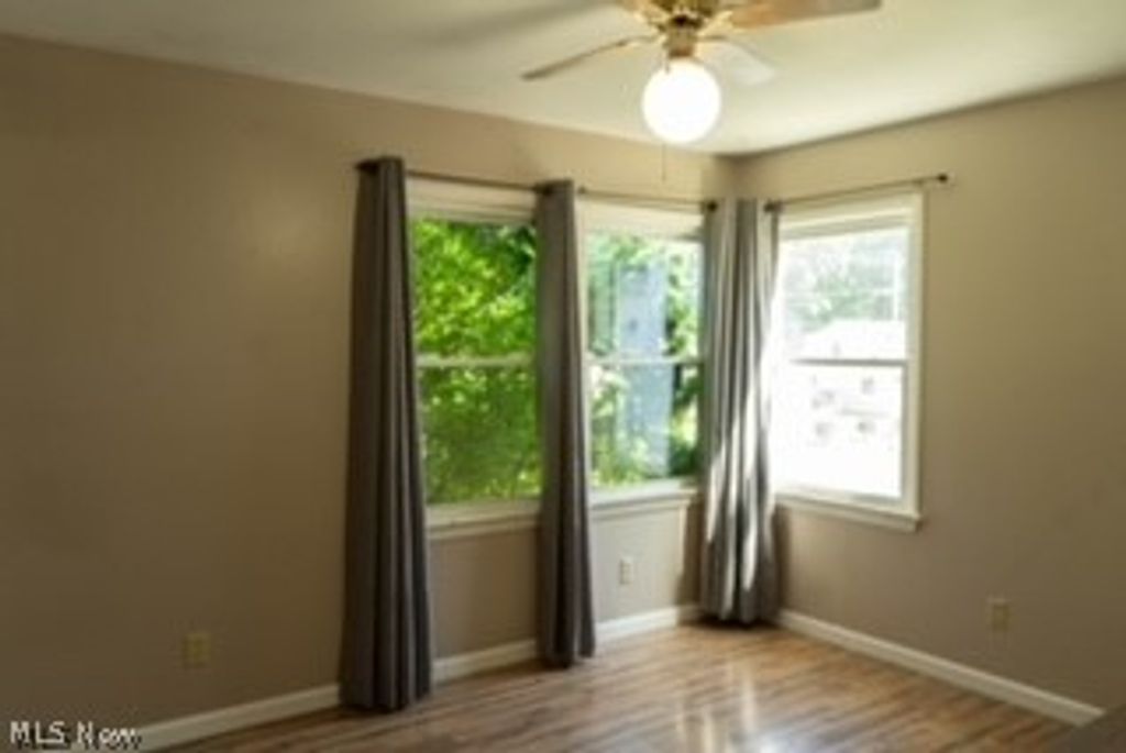 Photo of 1176 Easton Drive, Akron, OH 44310 (MLS # 5215516)