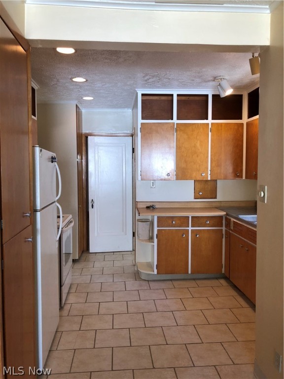 Beverly Park - Residential