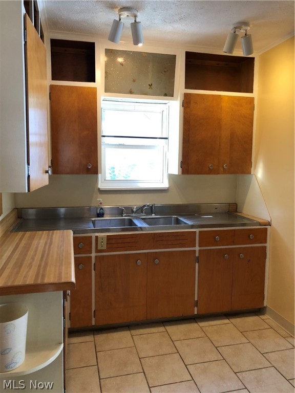 Beverly Park - Residential