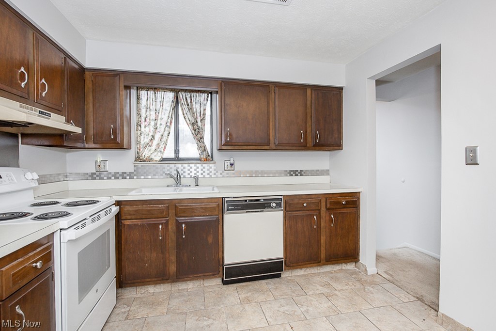 Pine Hill Condo - Residential