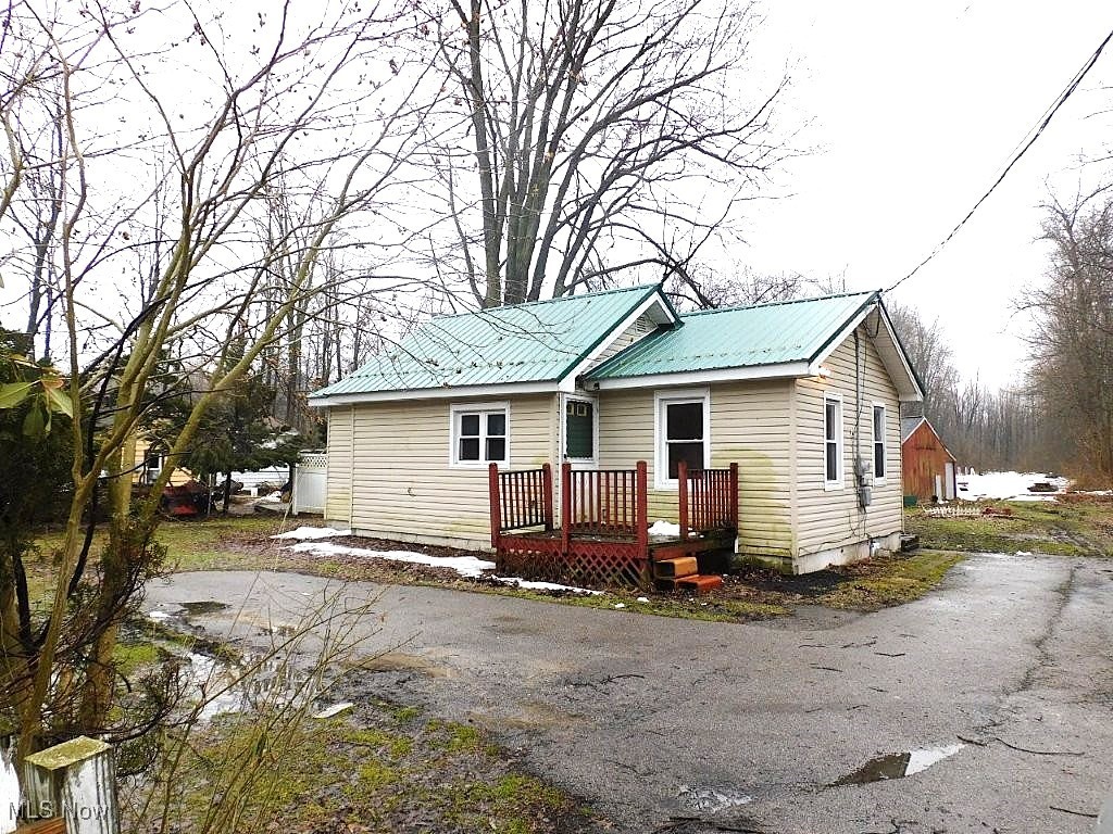 6244 N Ridge Road, Geneva, Ohio image 1