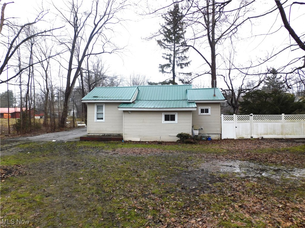 6244 N Ridge Road, Geneva, Ohio image 2