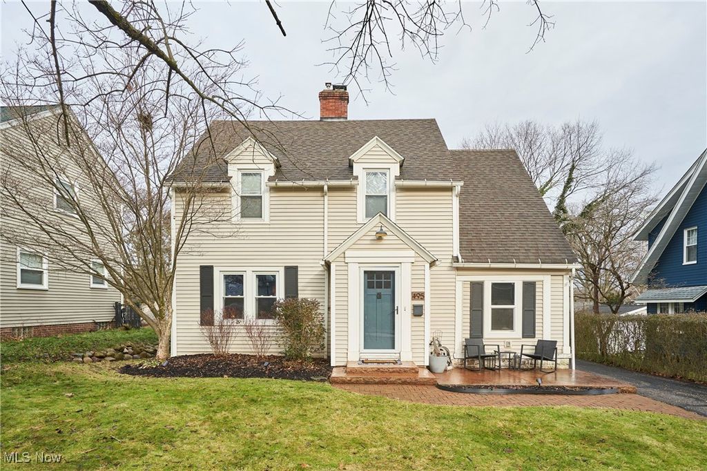 Photo of 495 Letchworth Drive, Akron, OH 44303 (MLS # 5179705)