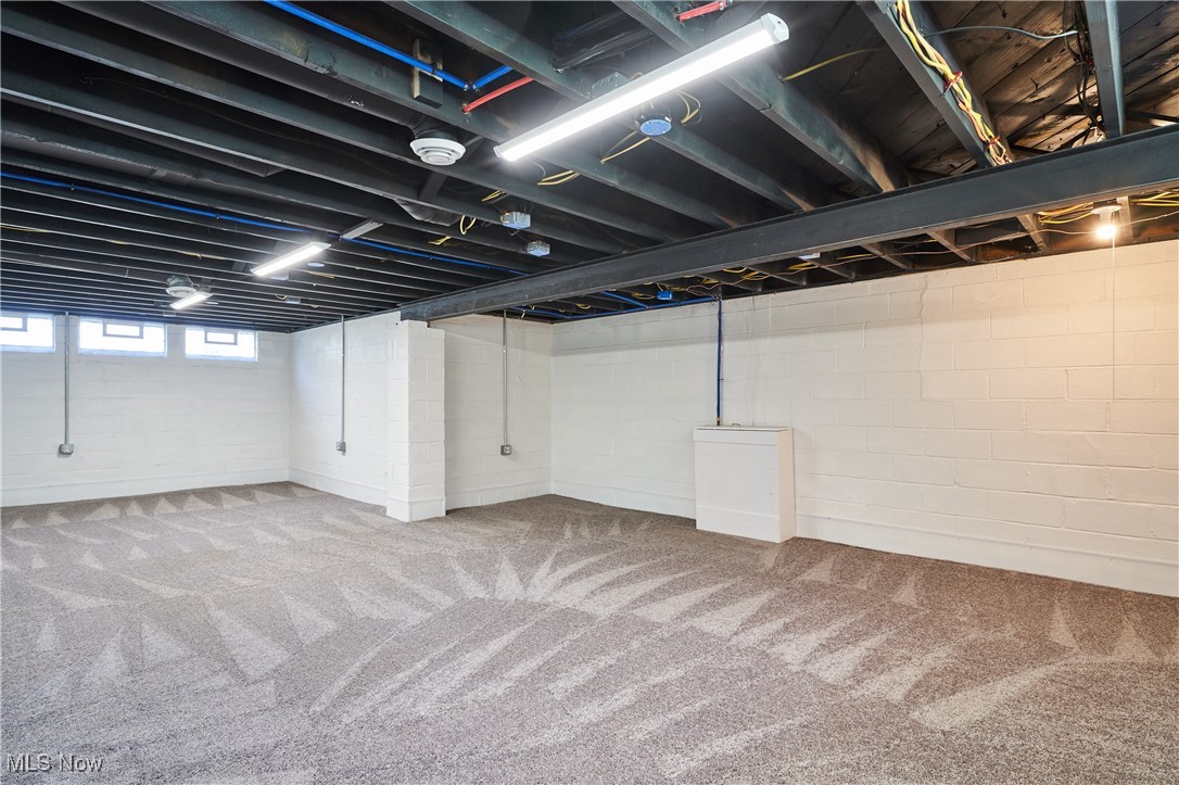 Willoughby Hills, Ohio 44094, United States, 3 Bedrooms Bedrooms, ,2 BathroomsBathrooms,Residential,Contingent,115120