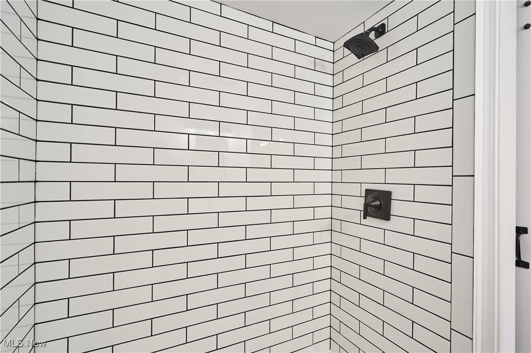 Willoughby Hills, Ohio 44094, United States, 3 Bedrooms Bedrooms, ,2 BathroomsBathrooms,Residential,Contingent,115120