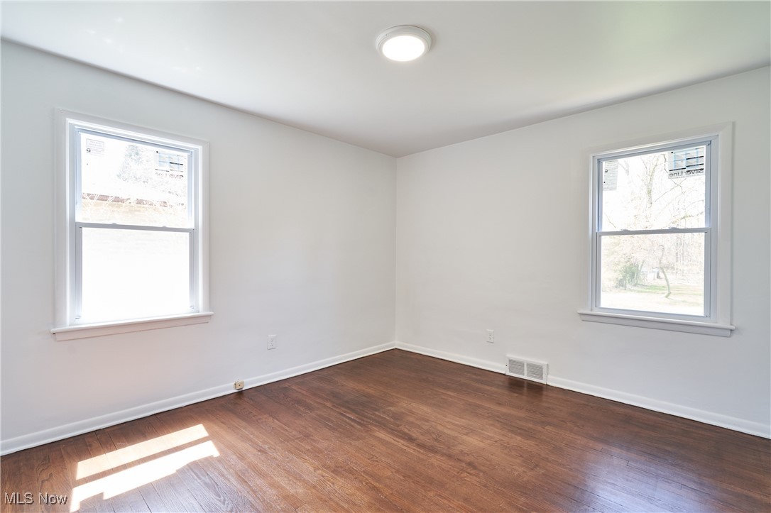 Willoughby Hills, Ohio 44094, United States, 3 Bedrooms Bedrooms, ,2 BathroomsBathrooms,Residential,Contingent,115120