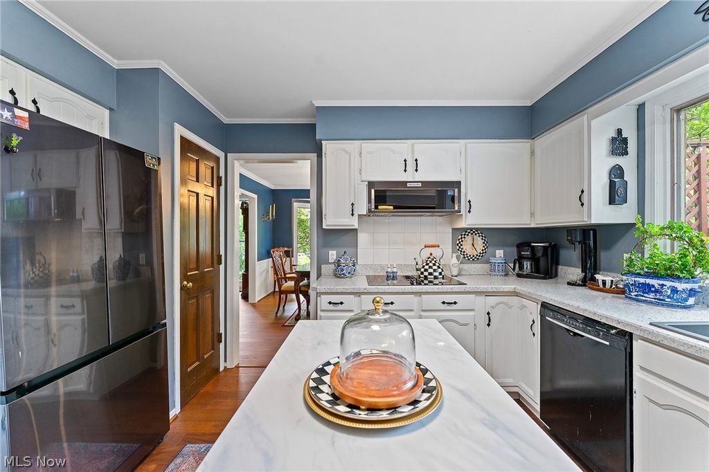 Photo of 4207 Stratford Road, Boardman, OH 44512 (MLS # 5205902)