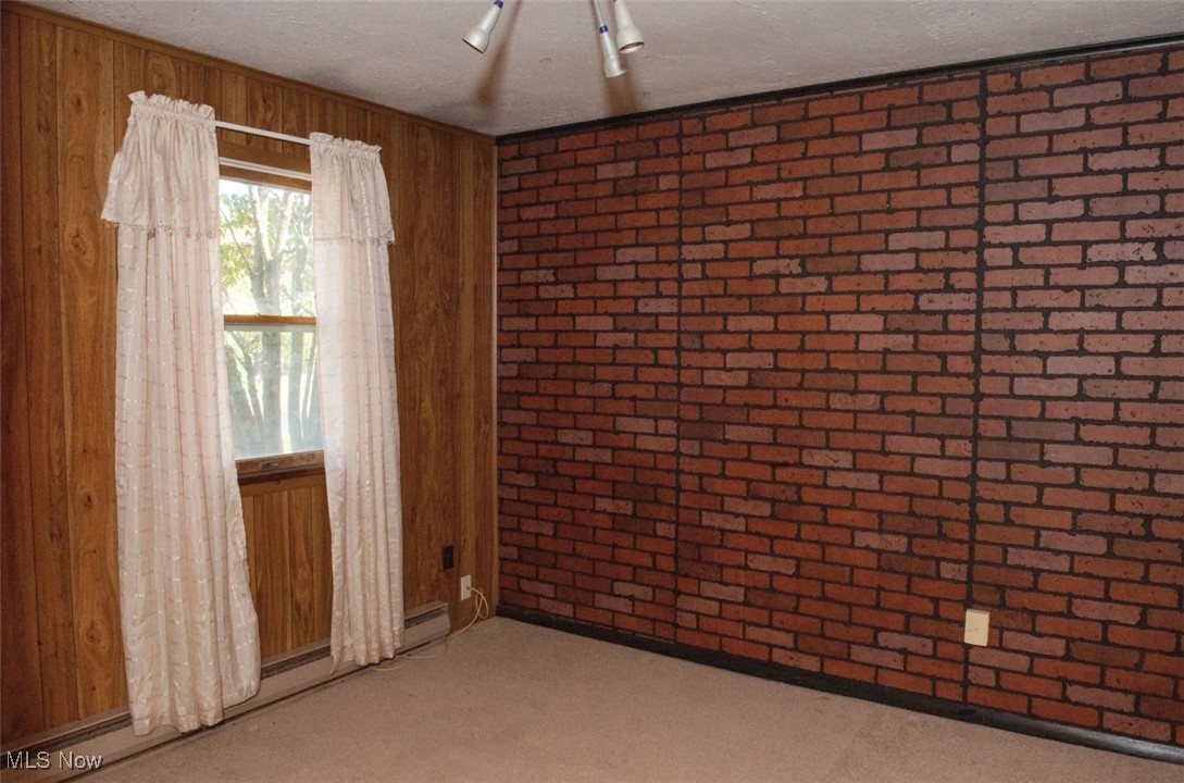 Roseview Acres - Residential