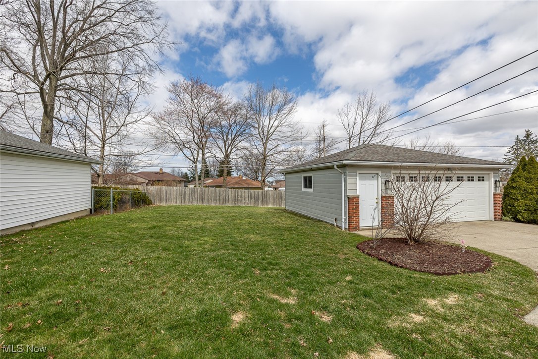 3320 Augustine Drive, Parma, Ohio image 29