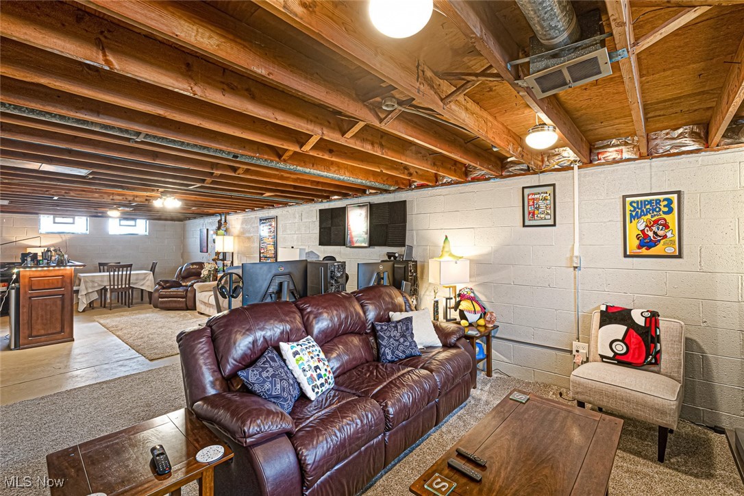 3320 Augustine Drive, Parma, Ohio image 20