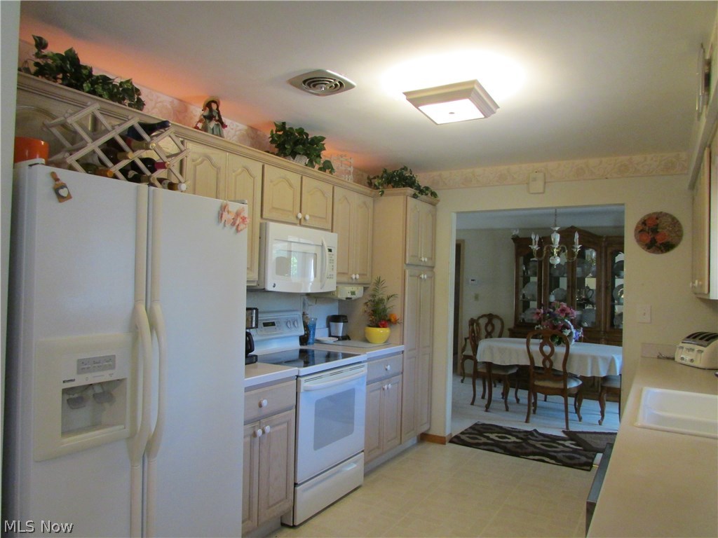 A B Galetovich 01 - Residential