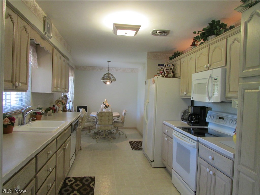 A B Galetovich 01 - Residential