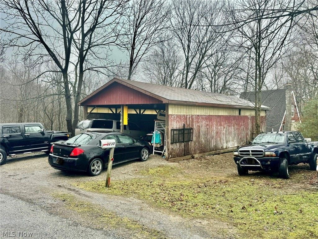 Photo of 3230 Gable Road NW, Carrollton, OH 44620 (MLS # 5195185)