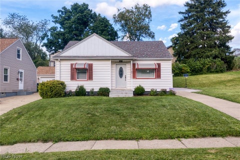 Homes For Sale - 44 15th Street<br/> Massillon, OH 44647