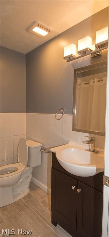 Golden Oaks Condo - Residential