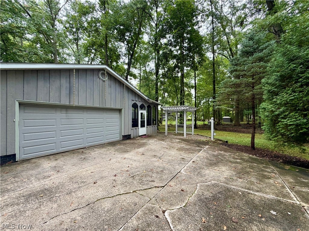 2181 Woodlawn Circle