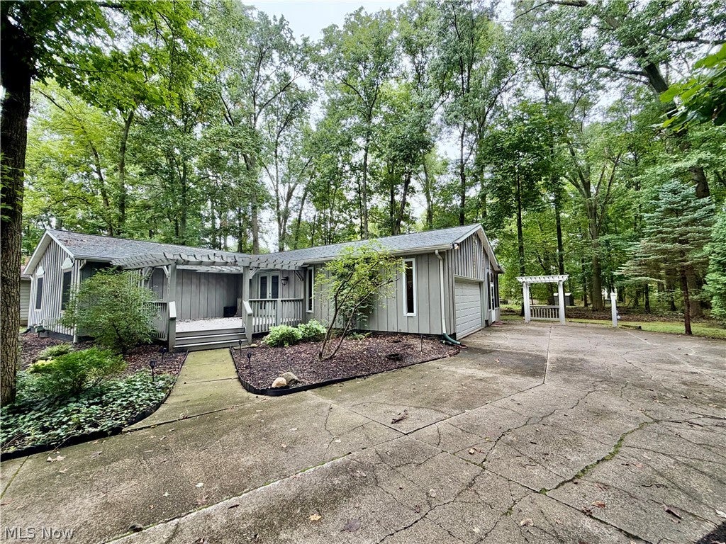 2181 Woodlawn Circle