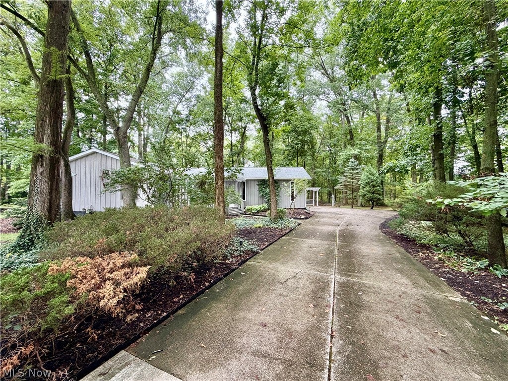 2181 Woodlawn Circle