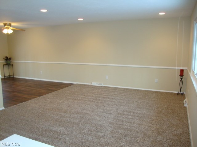 White Oak Drive 06 - Residential