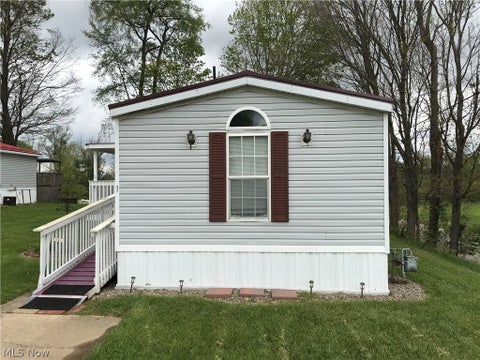 Homes For Sale - 110 Nw Lebanon Road #LOT 1<br/> Wayne County, Dalton, OH 44618