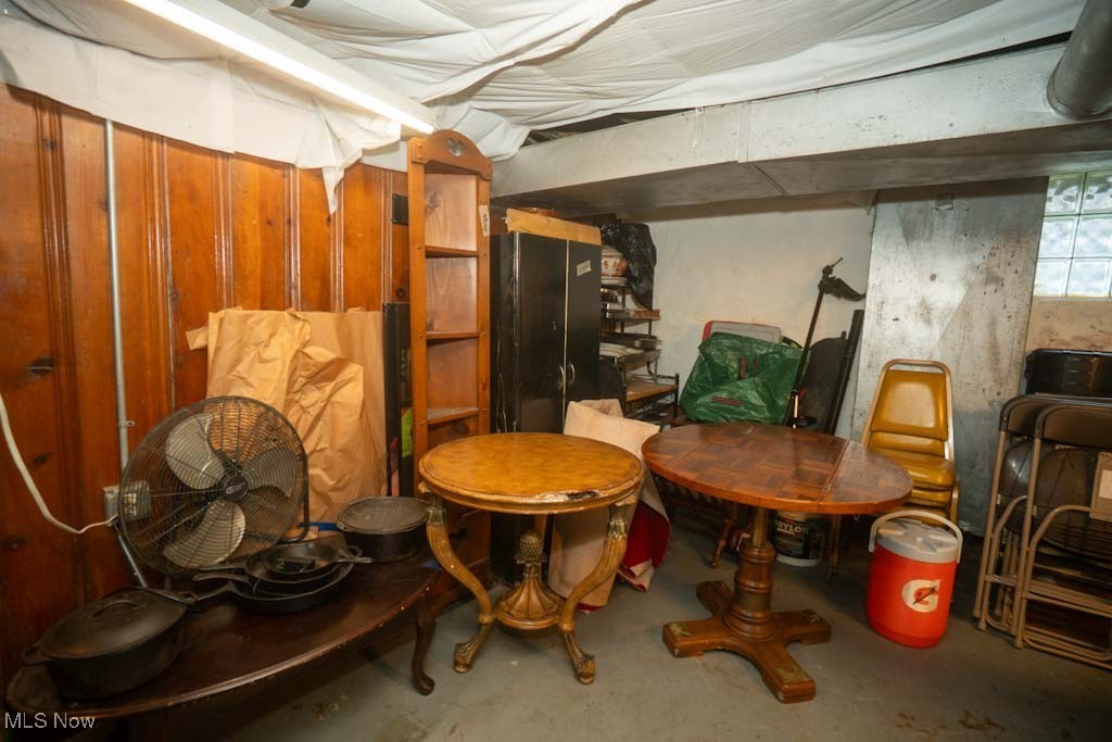 Cleveland, Ohio 44108, United States, 4 Bedrooms Bedrooms, ,3 BathroomsBathrooms,Residential,Active,214526