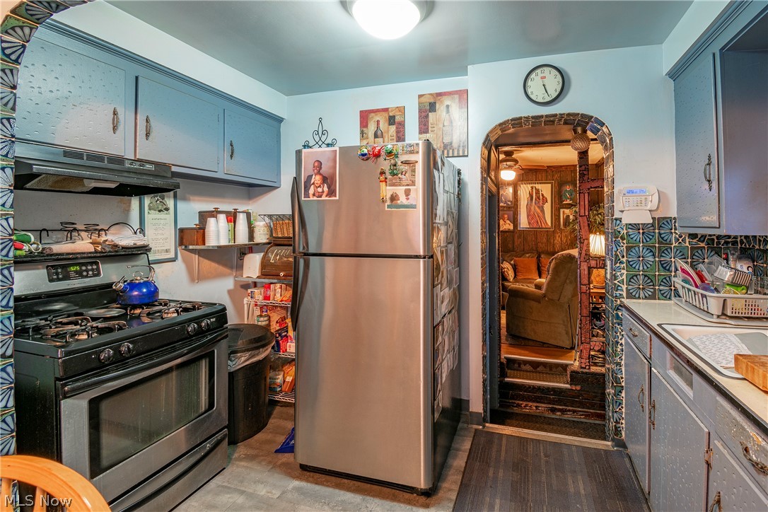 Lee Harvard Square - Residential