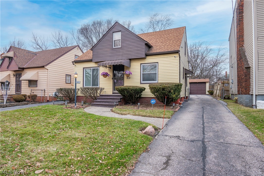 Lee Harvard Square - Residential