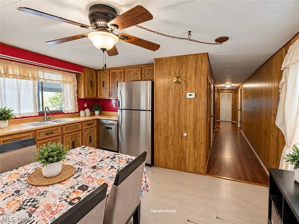 454 Westwoods