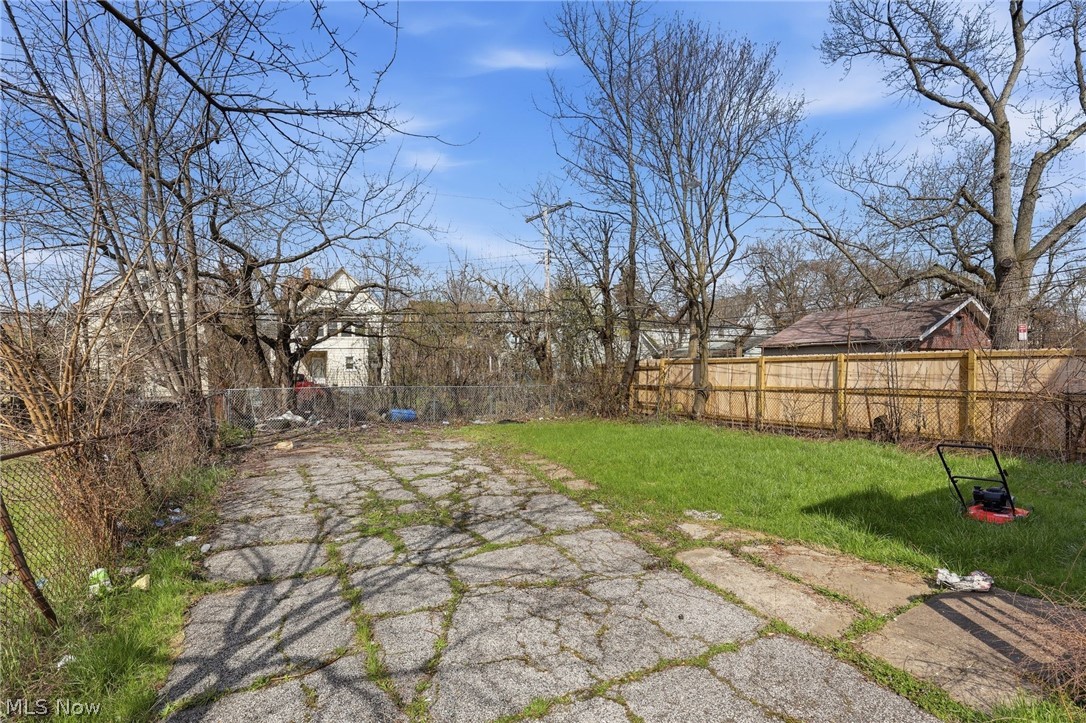 Brockett Add - Residential Income