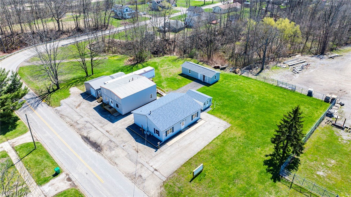 184 E Walnut Street
