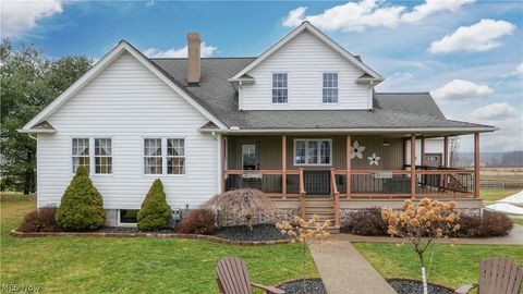 9561 Creaser Road North Bloomfield OH 44450