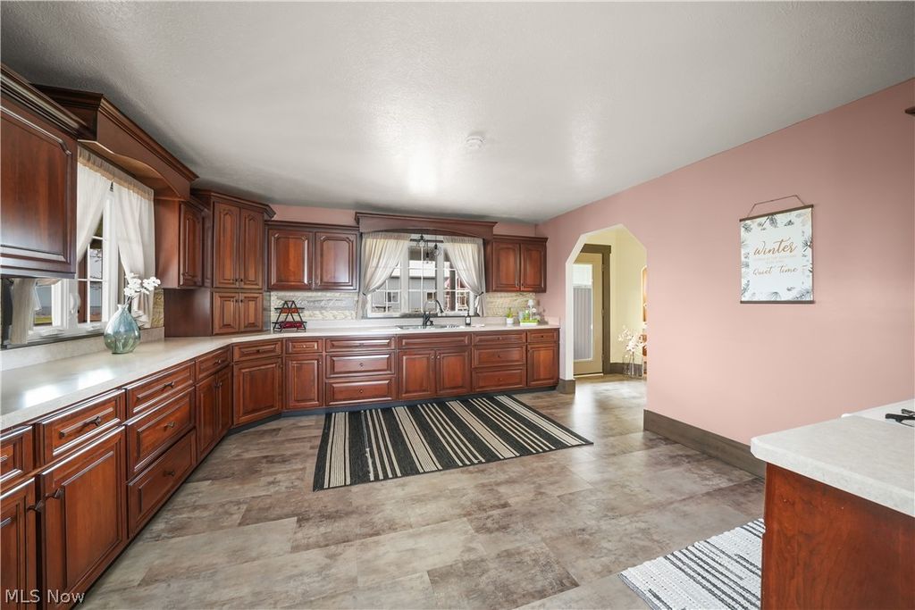 Photo of 9561 Creaser Road, North Bloomfield, OH 44450 (MLS # 5187685)