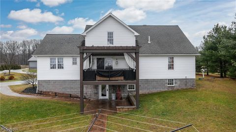 Tiny photo for 9561 Creaser Road, North Bloomfield, OH 44450 (MLS # 5187685)