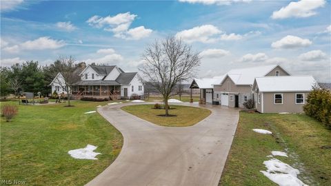 Tiny photo for 9561 Creaser Road, North Bloomfield, OH 44450 (MLS # 5187685)