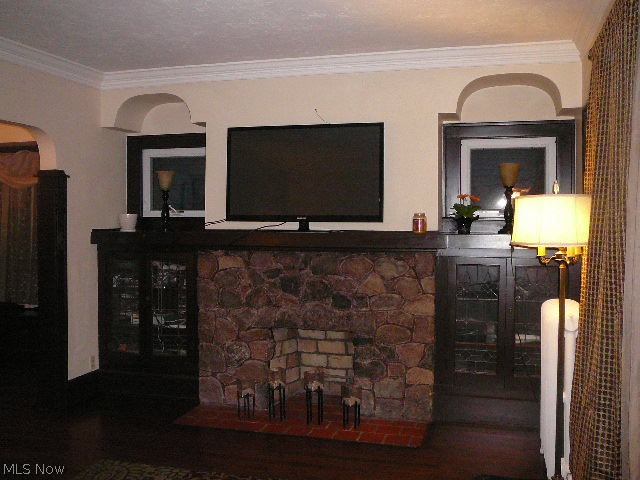 Thomas Macbeth - Residential