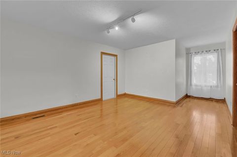 Tiny photo for 340 Granger Drive, LaGrange, OH 44050 (MLS # 5177149)