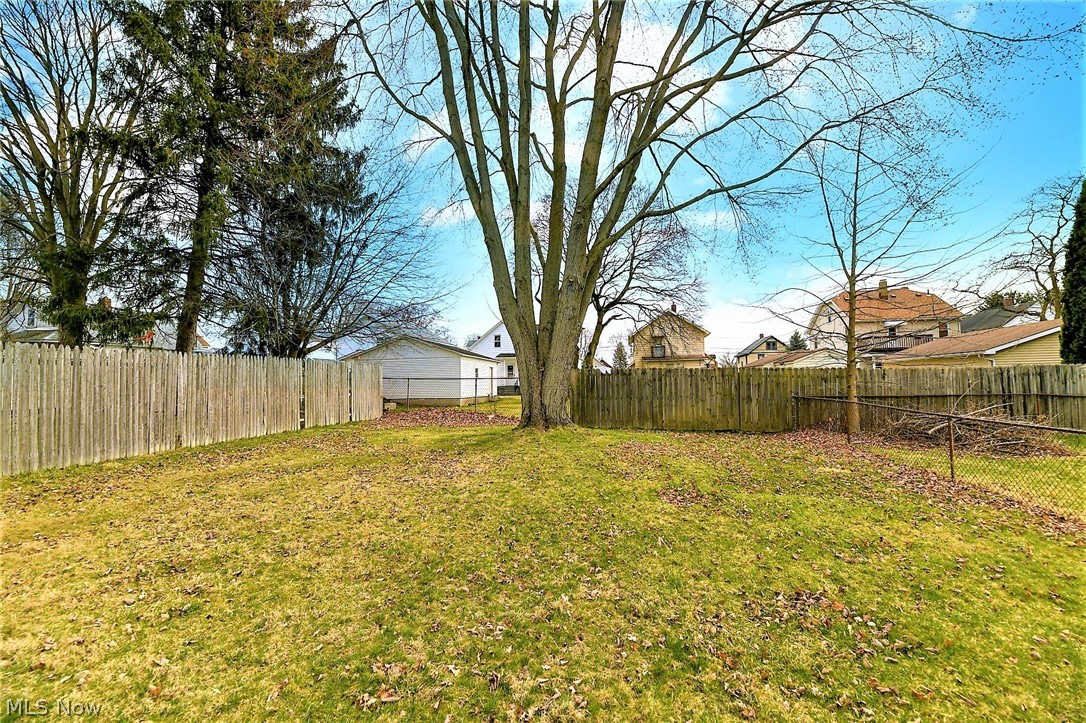 John Mcnamaras Shannonside Al - Residential