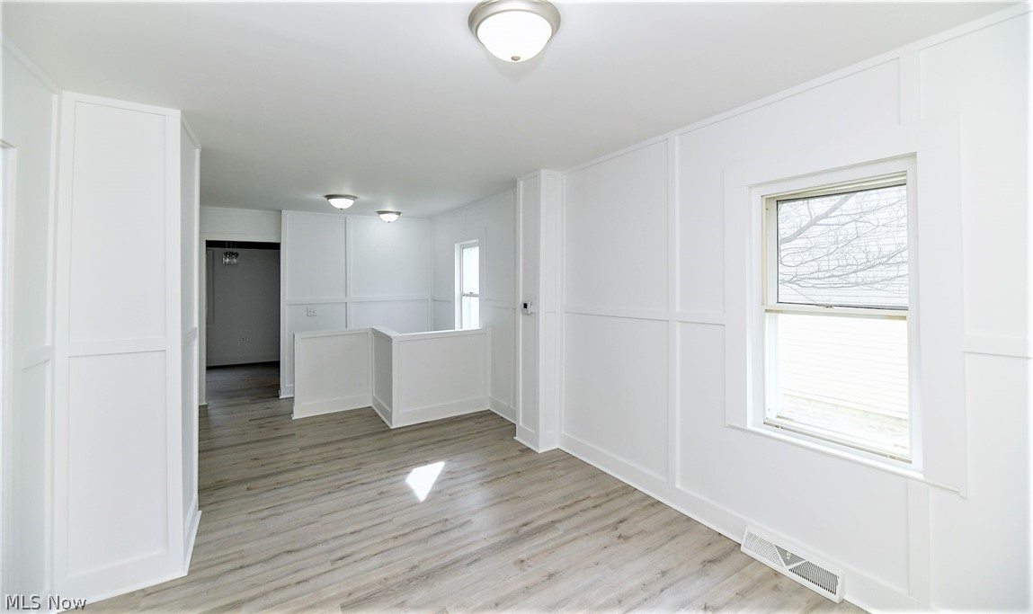 John Mcnamaras Shannonside Al - Residential