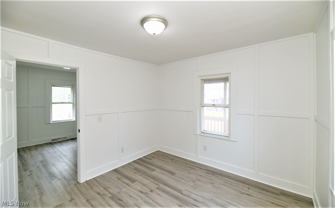 John Mcnamaras Shannonside Al - Residential