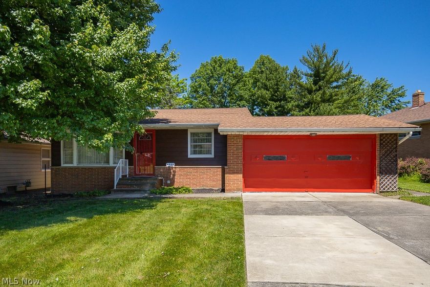 Check out this cozy California split in the heart of Warrensville Heights’ desirable Clarkwood Estates neighborhood!  With only two previous owners, this well loved house is ready for you to make it your own.  Walk into the living room with its vaulted, beamed ceilings which is open to a comfy dining area off the kitchen.  A few steps down and you’ll find additional living space in the family room which walks out to a patio and parklike backyard, as well as a laundry room and half bath.  Upstairs, three bedrooms and a full bath complete the space. Gorgeous hardwood floors on main floor and upstairs level. Schedule your showing today and bring your ideas to make this home!