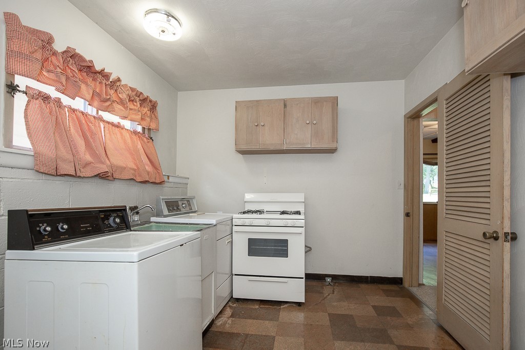 Clarkwood Estates Sub #4 - Residential