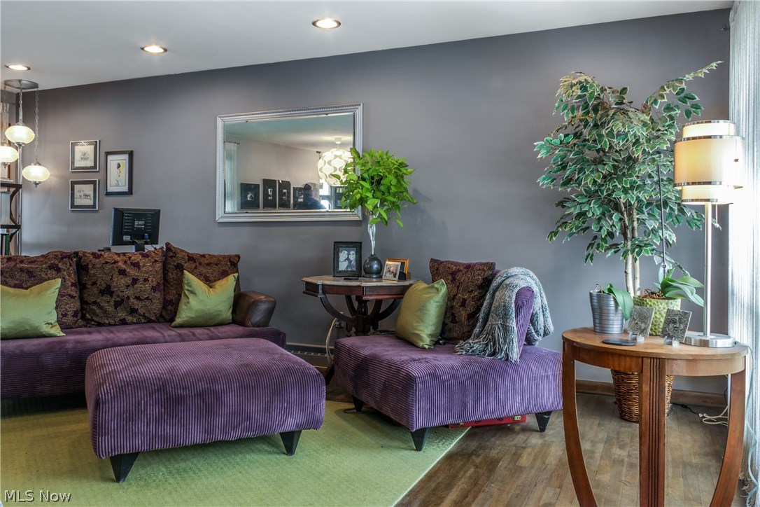 Arlington Knolls - Residential