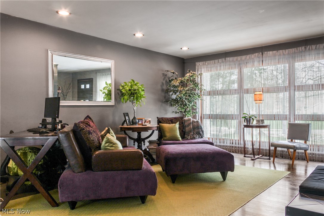 Arlington Knolls - Residential