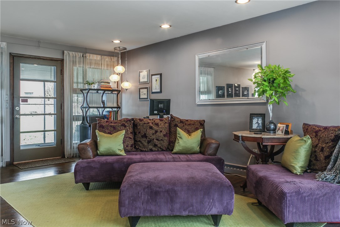 Arlington Knolls - Residential